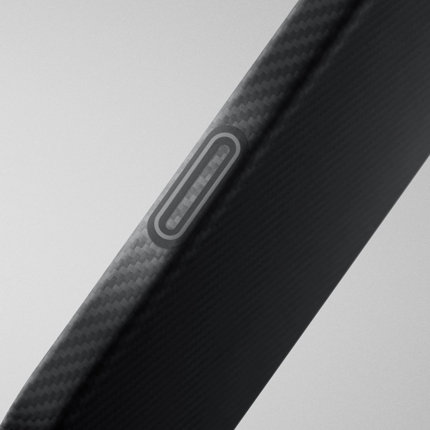 PitaTap camera control on the Classic Edge Case