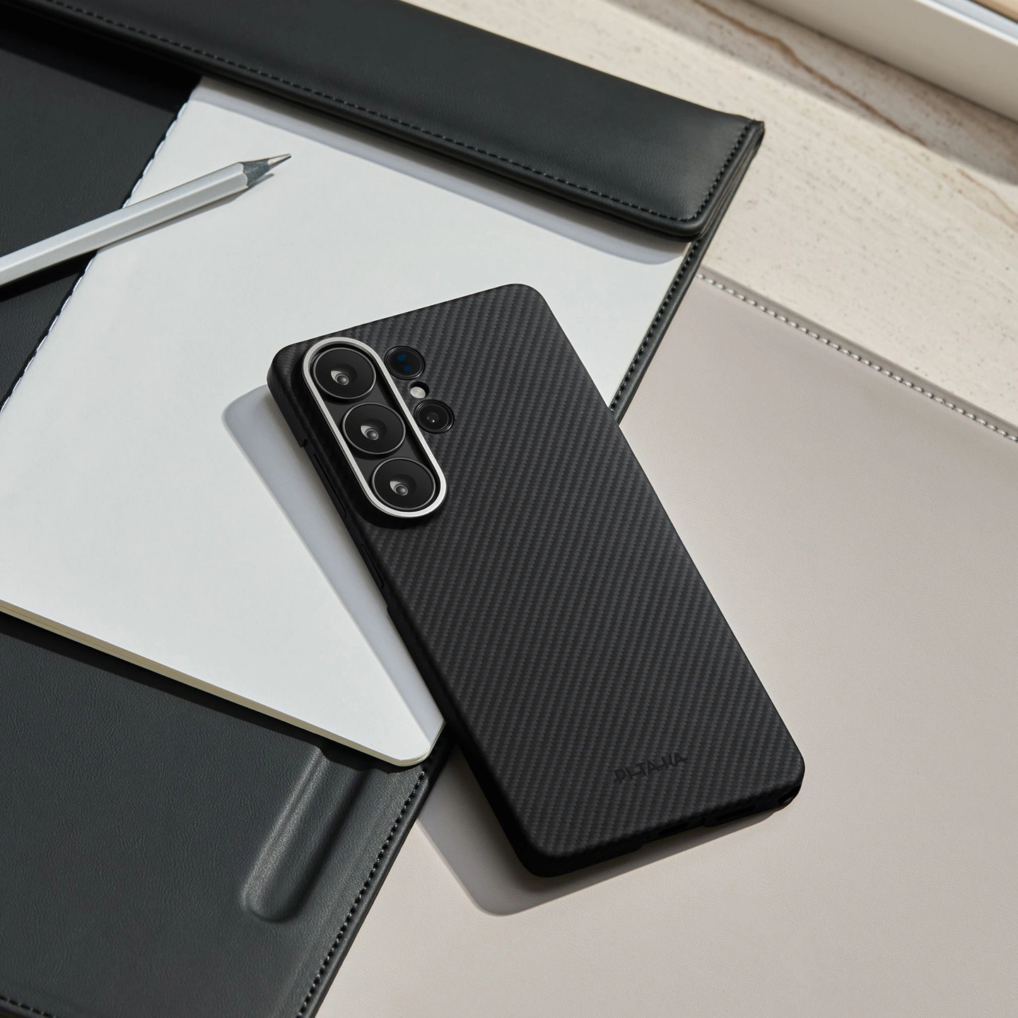 Classic Edge Case lifestyle