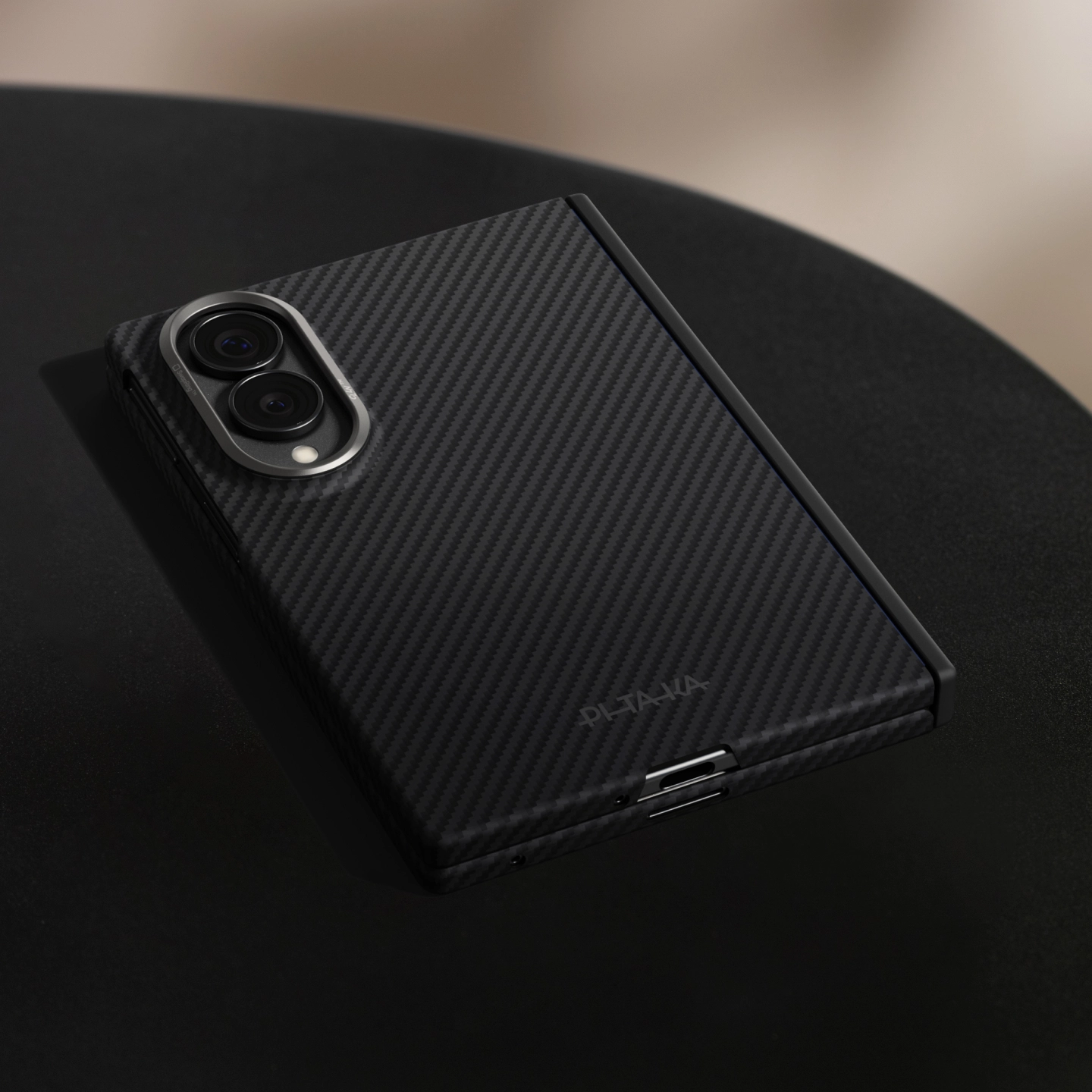 Classic Edge Case lifestyle