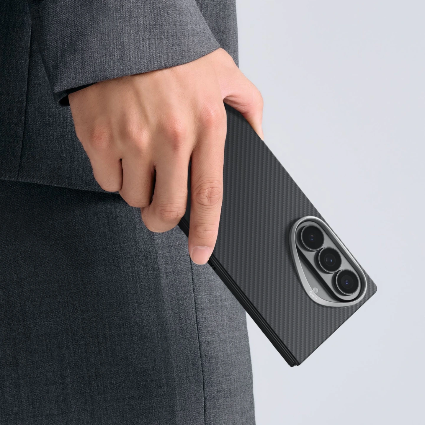 Classic Edge Case lifestyle