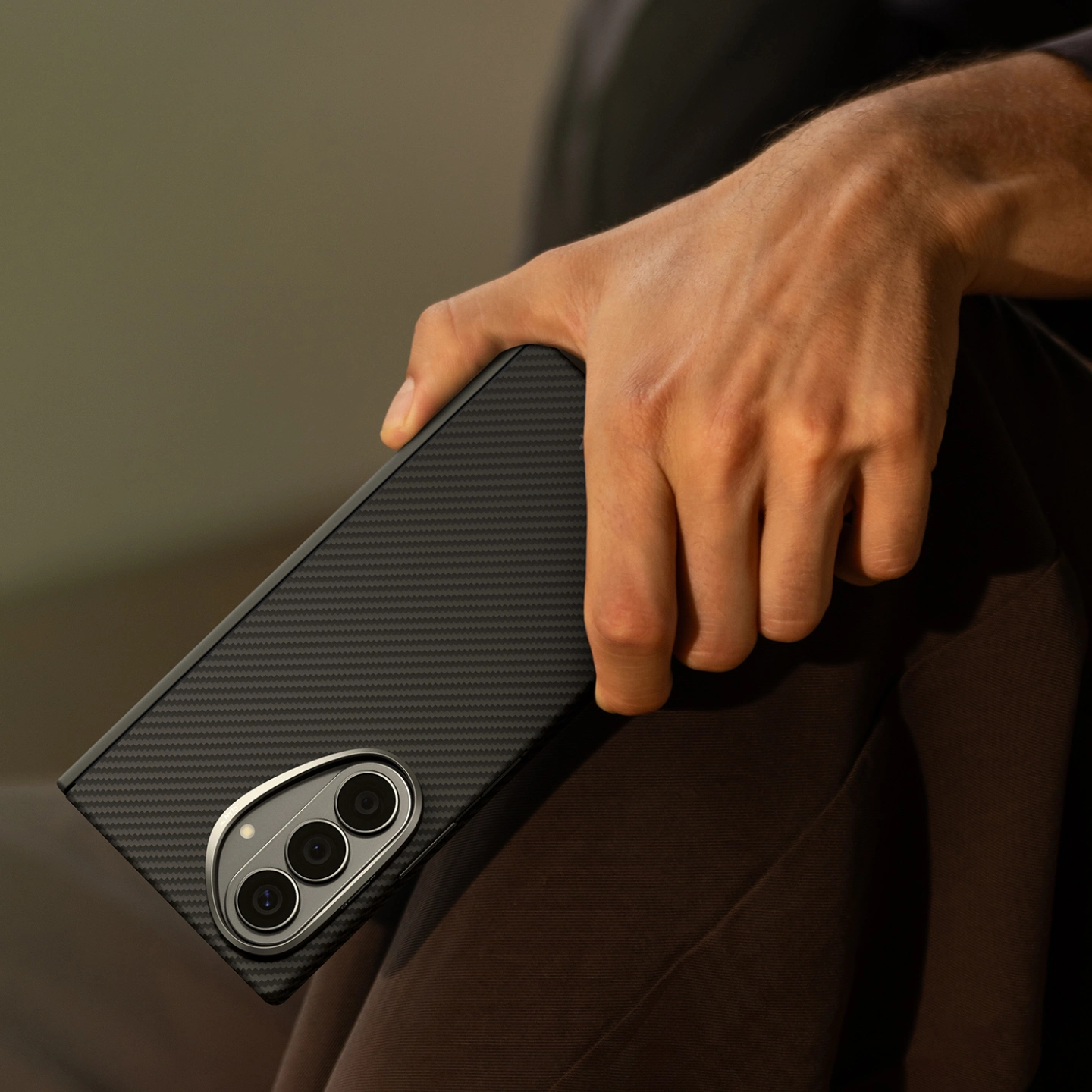 Classic Edge Case lifestyle