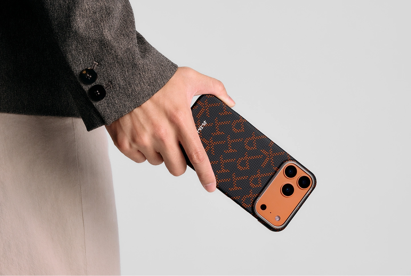 PITAKA Leaping Orange Black iPhone Edge Case detail