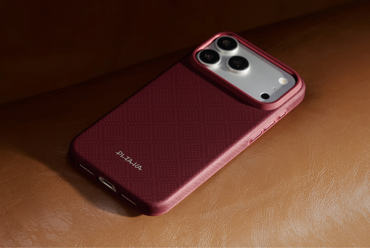 Argyle Burgundy Summa Case for iPhone 18 detail