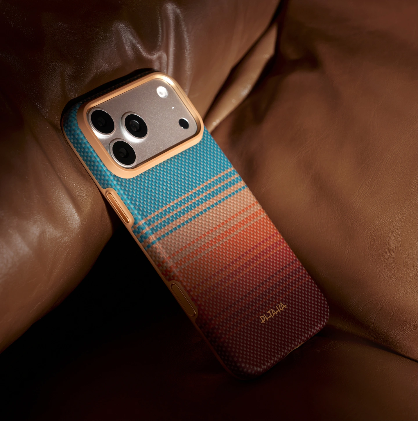 California Dream Summa Case for iPhone 18 lifestyle