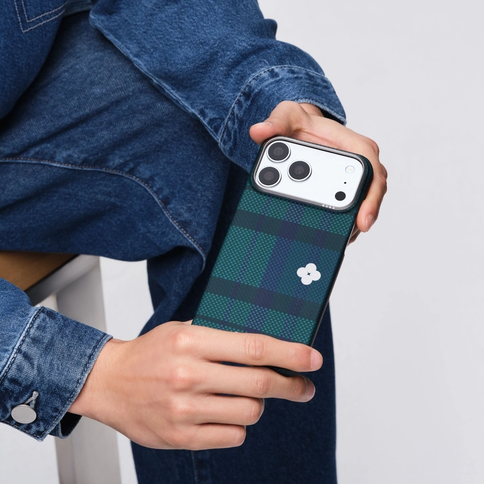 Flora in Grid phone cases