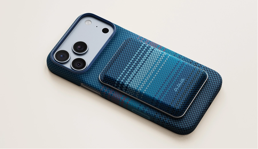 Moonrise phone with a MagMod Wallet attached