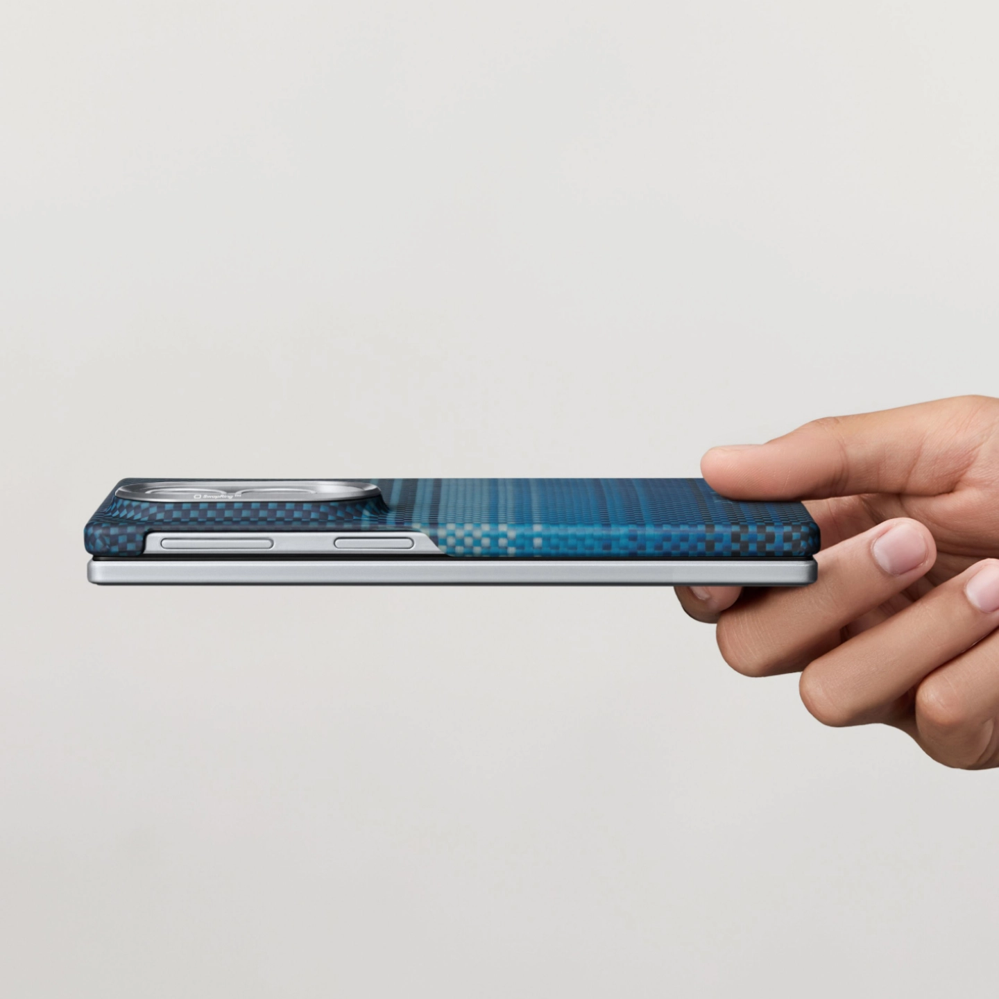 Moonrise thin and lightweight Galaxy case