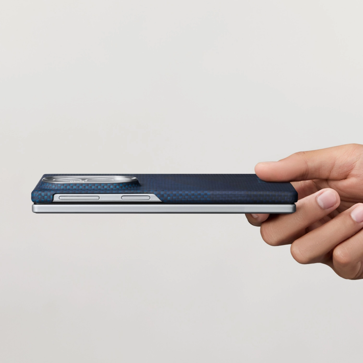 Over the Horizon thin and lightweight Galaxy Z Fold8 case