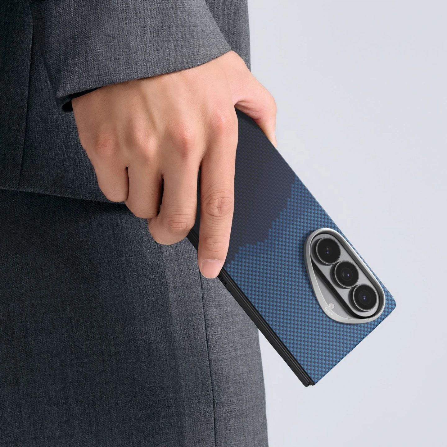 Starpeak Over the Horizon Edge Case lifestyle