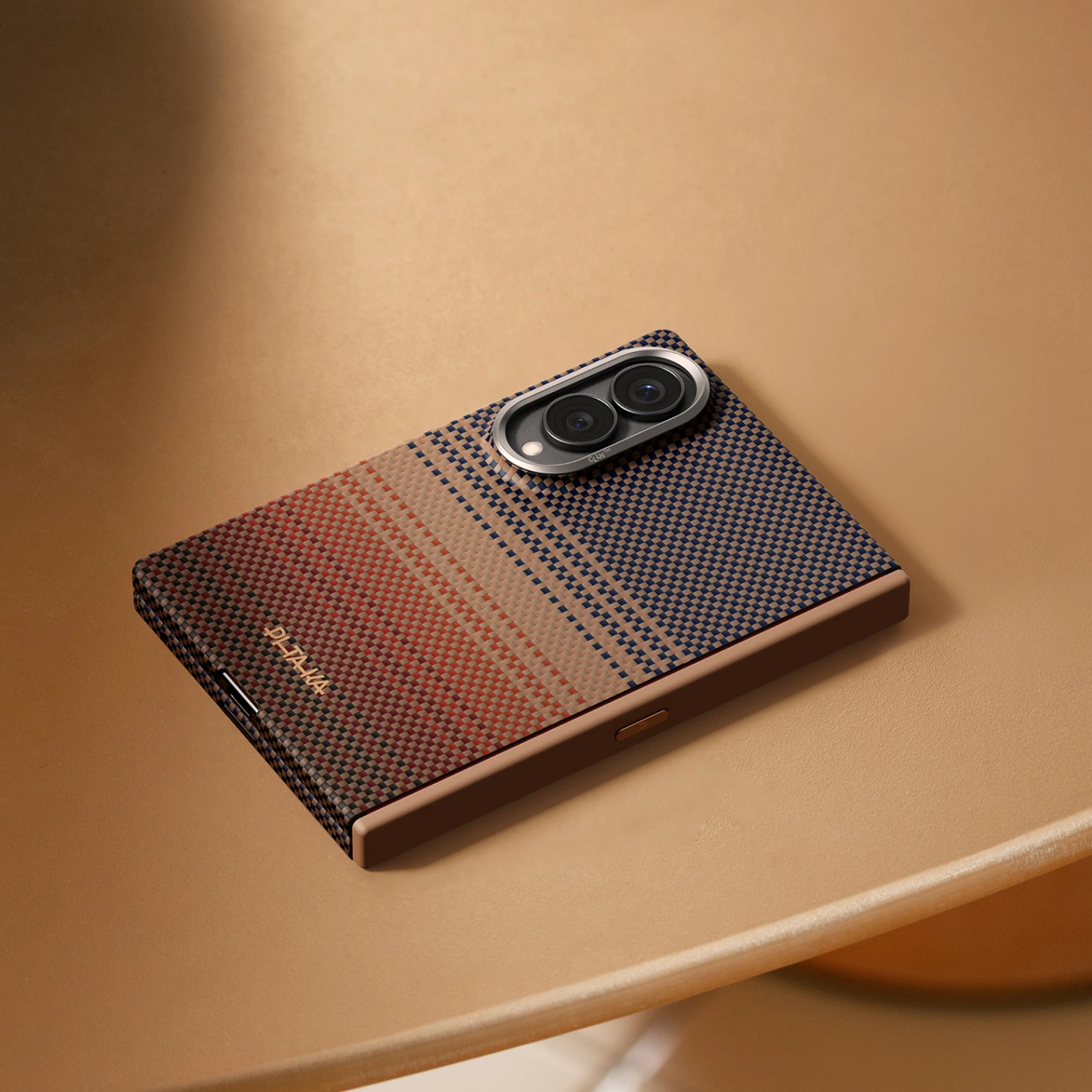 Sunset Edge Case lifestyle