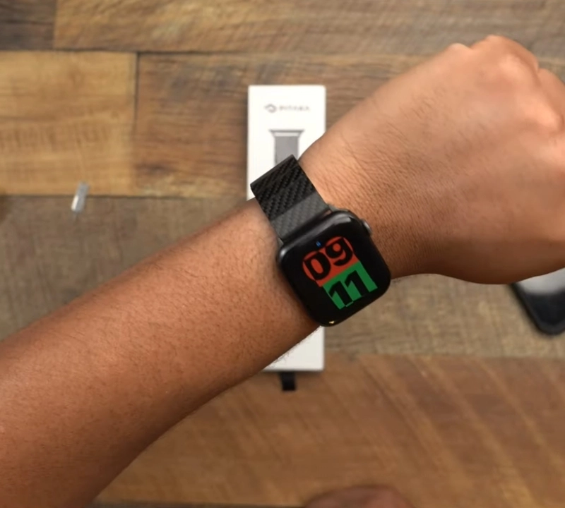 Carbon Fiber Apple Watch Band recommended by TechnicallyTee